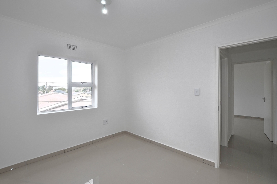 22 Bedroom Property for Sale in Oakdale Western Cape